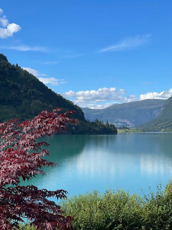 Appartamento Sunde Panorama Olden Esterno foto