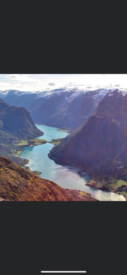 Appartamento Sunde Panorama Olden Esterno foto