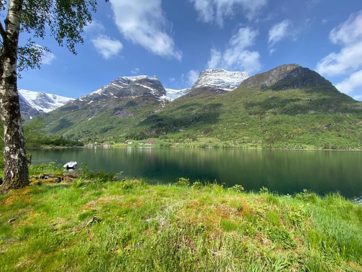 Appartamento Sunde Panorama Olden Esterno foto